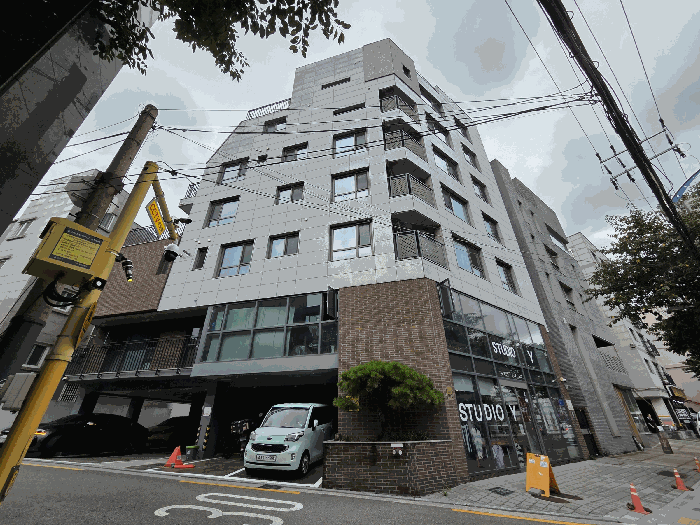 서울특별시 광진구 중곡동 56-18  3층303호