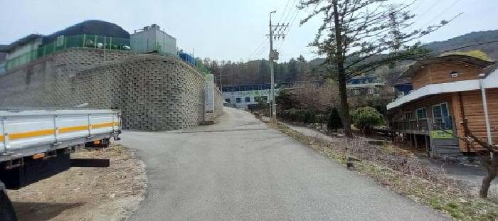 경기도 포천시 내촌면 내리 170-5 가동 외 5 필지 외 2개 동