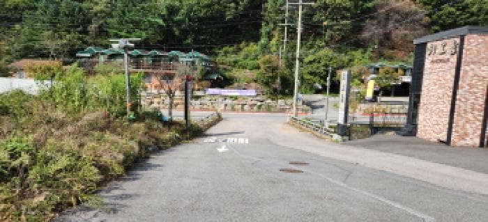 경기도 양주시 백석읍 기산리 275 주 1 동 외 2 필지
