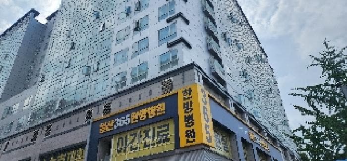 경기도 고양시 일산서구 대화동 2219 하이투모로우오피스텔  8층888호