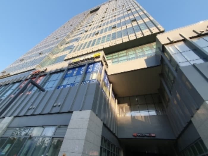 경기도 화성시 동탄기흥로 614, 1층142호 (영천동,더퍼스트타워투)