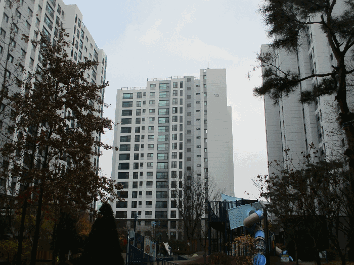 경기도 수원시 팔달구 고등동 310 수원역푸르지오자이 115동 3층304호