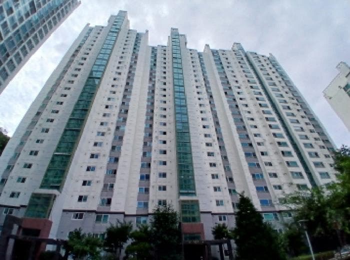 경기도 성남시 중원구 금광동 2500 래미안금광 107동 16층1605호
