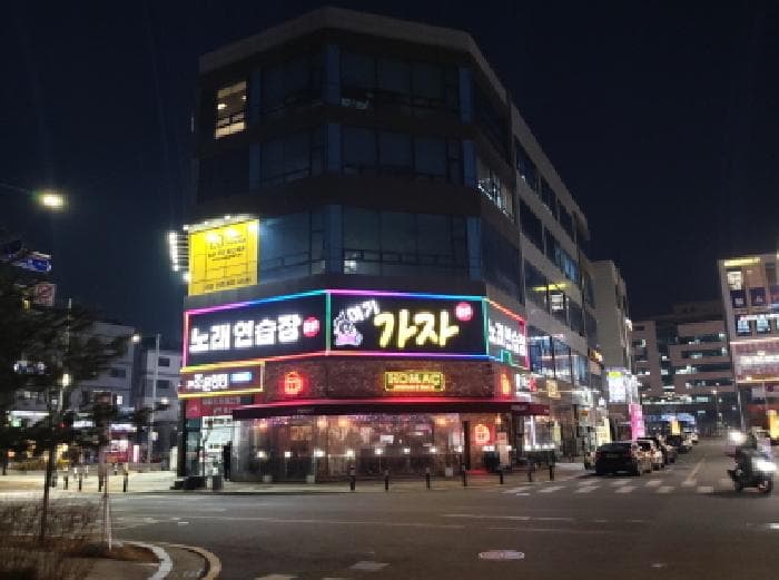 경기도 평택시 고덕동 2222-1 고덕씨엠타워  1층118호 외 1개 호