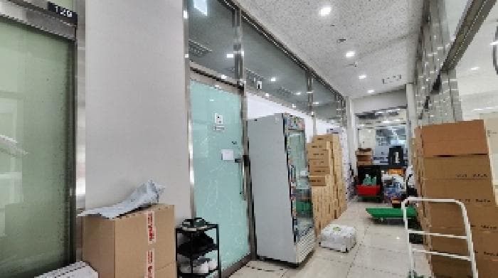 경기도 안양시 동안구 호계동 555-42 안양에스케이브이1센터  1층128호