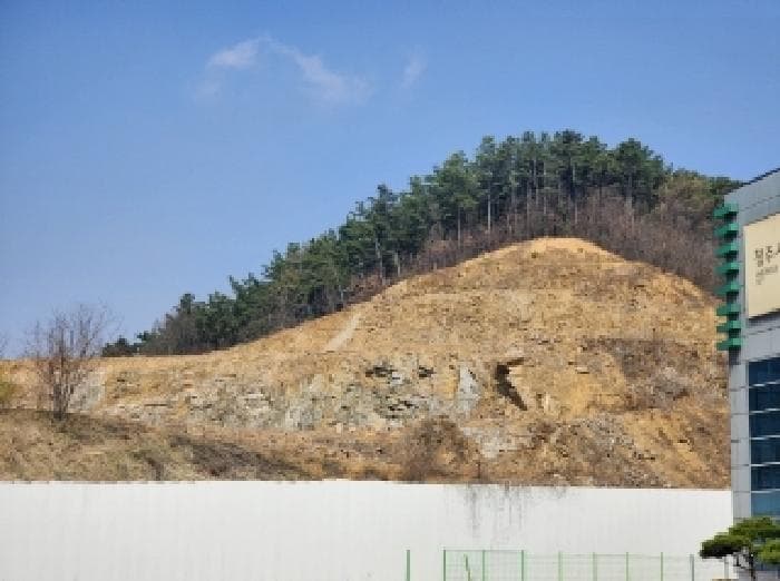충청북도 청주시 청원구 오창읍 구룡리 산19 외 6 필지