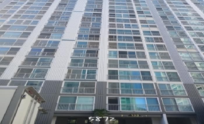 부산광역시 남구 용호동 176-30 엘지메트로시티 133동 4층401호