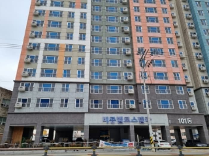 경상남도 창원시 의창구 동읍 의창대로 905, 8층 805호 (창원1차비룡벨로스텔라)