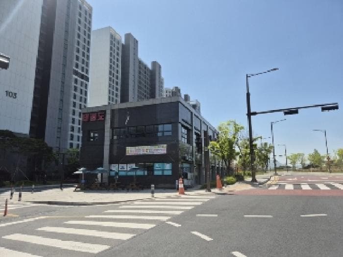 전라남도 나주시 금천면 석전리 619 빛가람코오롱하늩채 제127동 제지1층 제101호