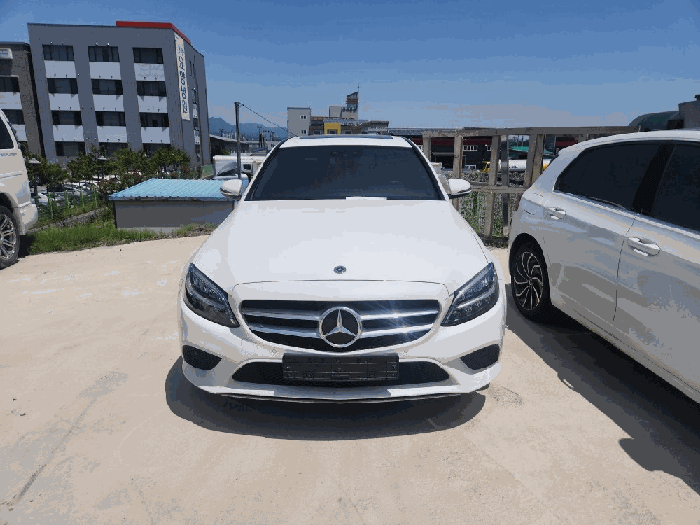 벤츠 Mercedes-Benz C220 d 4MATIC 2020년식