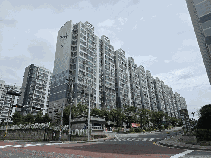 전북특별자치도 완주군 봉동읍 둔산리 873-3 전주첨단코아루2차아파트 201동 1층 103호