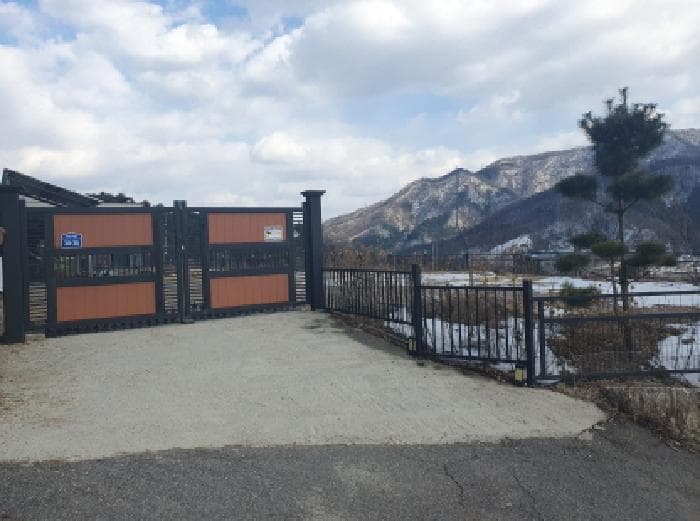 경기도 가평군 가평읍 두밀리 508-21 주1동 외 3 필지