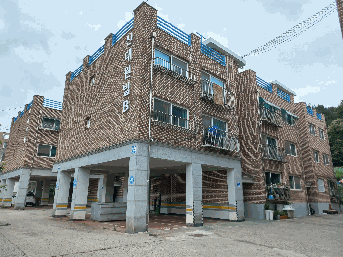 경기도 남양주시 진접읍 장현리 423-12  3층303호